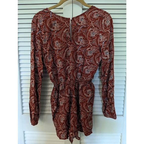 Abercrombie and Fitch Boho Paisley Romper Size Small - Picture 3 of 4